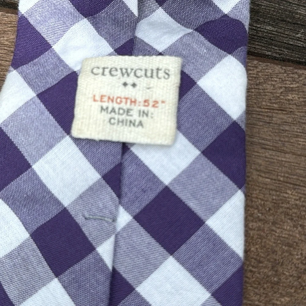 Child’s tie